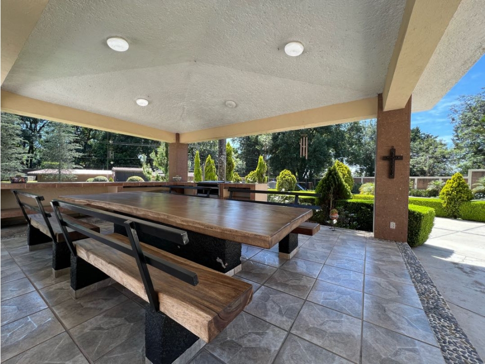 CASA EN VENTA | AVANDARO | ALBERCA, JACUZZI Y GRAN JARDÍN — foto 6