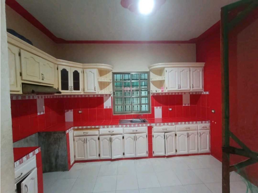 Casa en Venta con Alberca y amplio Terreno. Villas San Miguel. Rio Sec — foto 6