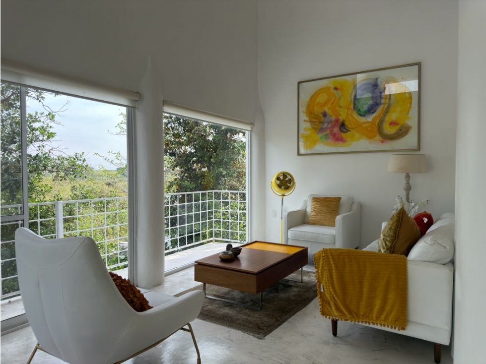 Casa en venta con alberca y jardín privados en Frac. Lomas de Cocoyoc - 6