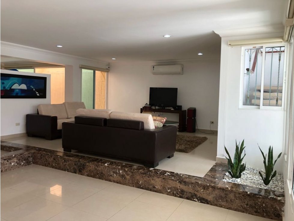 CASA EN VENTA CON APARTAMENTOS EN CRESPO — foto 3