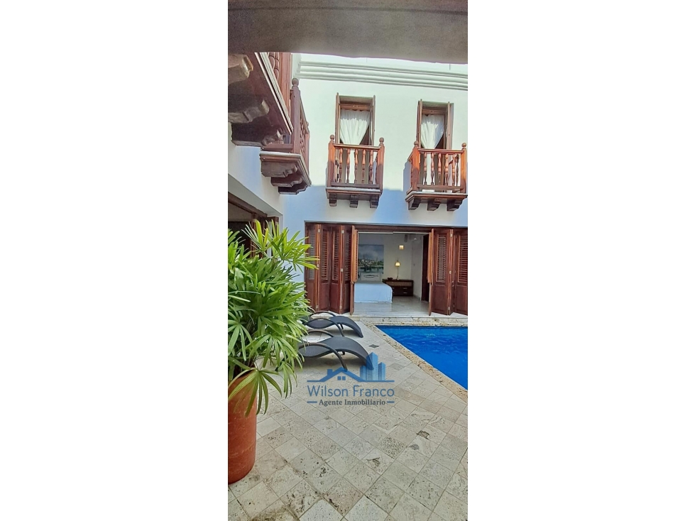 Casa En Venta con Cava De Vino Subterránea Centro Histórico Cartagena