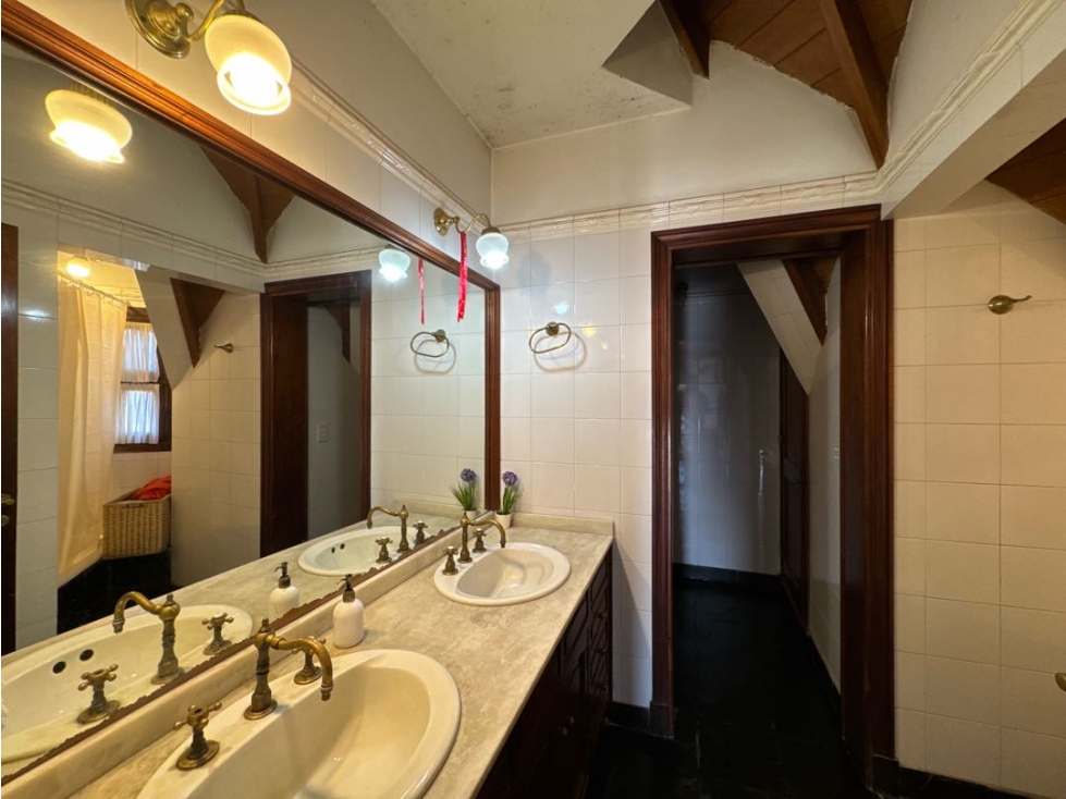 Casa en venta con excelente ubicacion - 6
