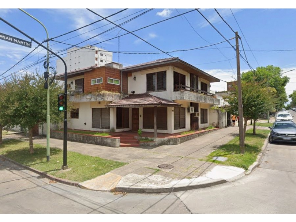 Casa en venta con excelente ubicacion