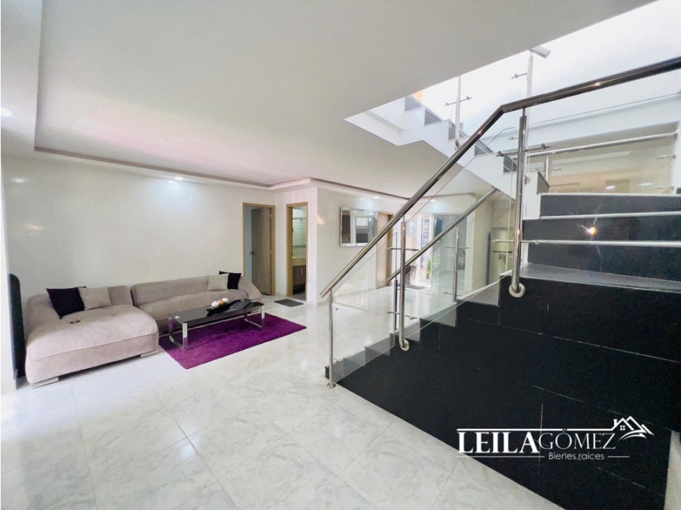 Casa En Venta con excelentes acabados DOS PLANTAS Barrio El Socorro — foto 3