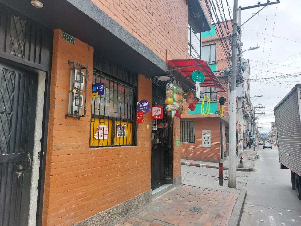 CASA EN VENTA RENTABLE CON LOCALES Y APARTAMENTOS EN ENGATIVA ALAMEDA — foto 6