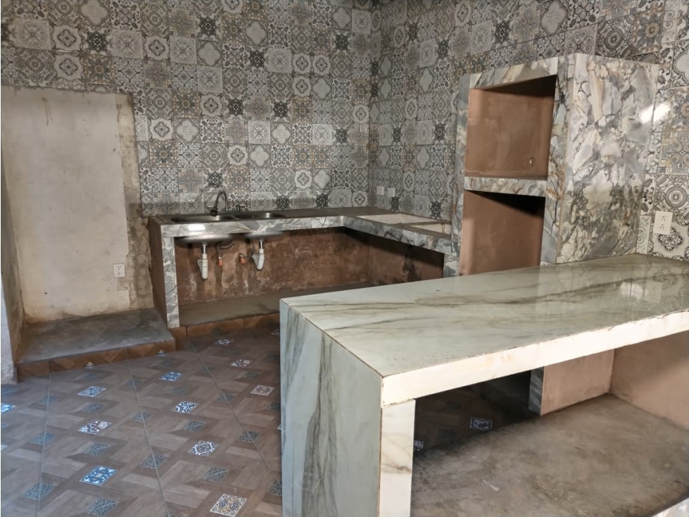 Casa en Venta con Posesión Inmediata en 5 de Febrero, Tapachula - 6