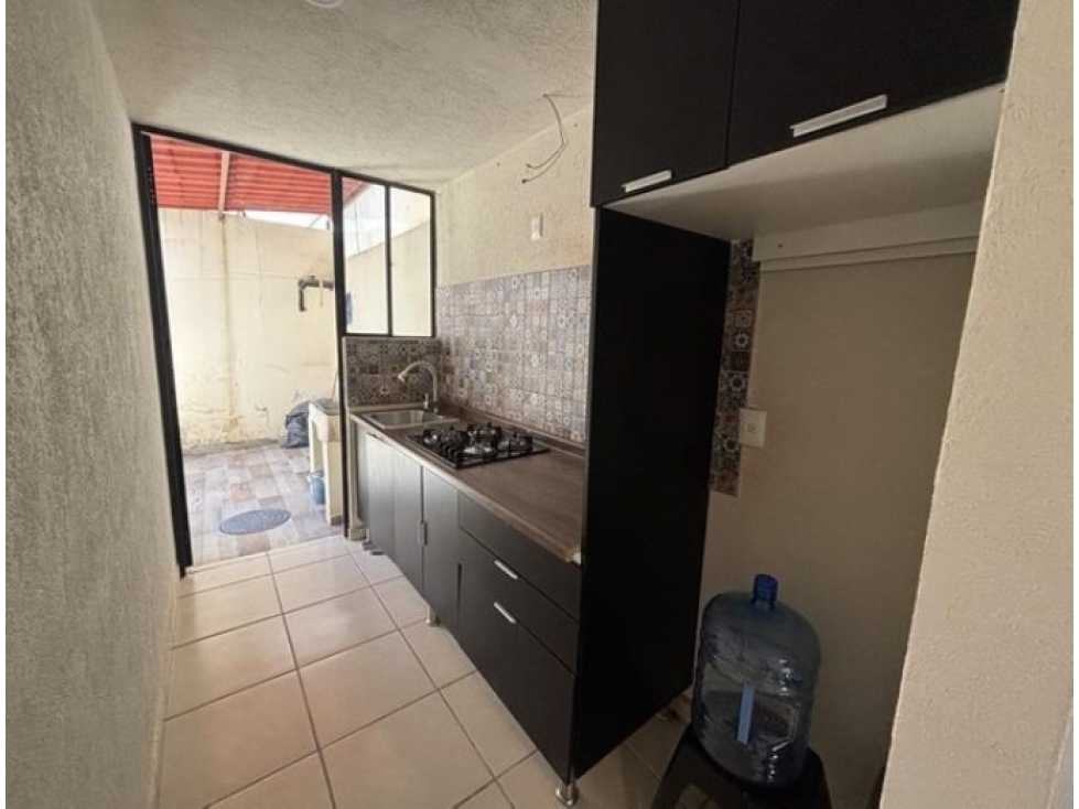 Casa en Venta con Posesión Inmediata en Campo Real, Zapopan - 2