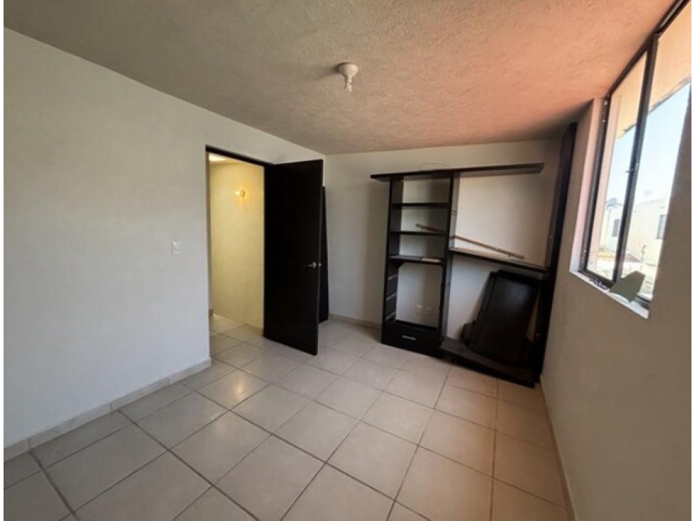 Casa en Venta con Posesión Inmediata en Campo Real, Zapopan - 5
