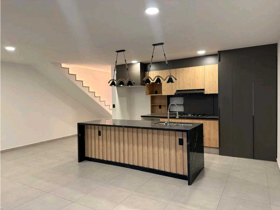 CASA EN VENTA CON ROOF TOP EN ZIBATA EL MARQUES QUERETARO GIH — foto 3