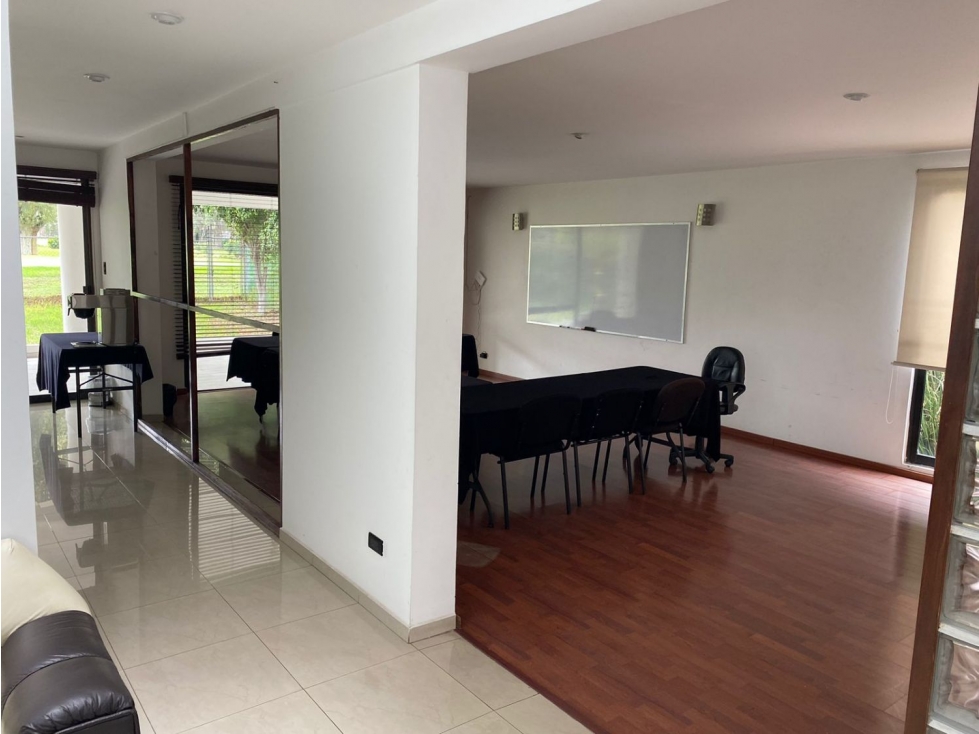Casa en venta con salida a Campo de Golf , Puebla Ideal para oficinas — foto 3