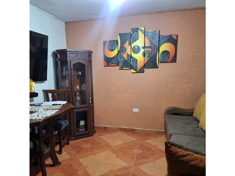 CASA EN VENTA CON SOLAR VILLAHERMOSA PARA REMODELAR
