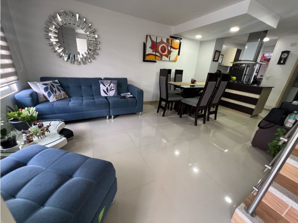 Casa en venta conjunto cerrado vía circasia