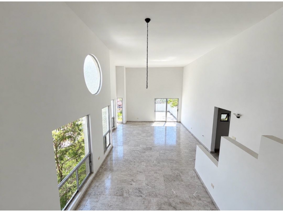 CASA EN VENTA CONTRY LA ESCONDIDA GUADALUPE - 2