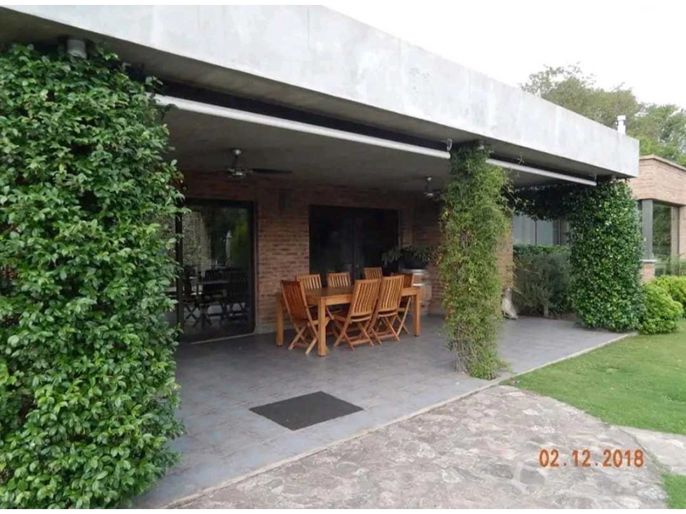 CASA EN VENTA CORRAL DE BARRANCAS - UNQUILLO - 3