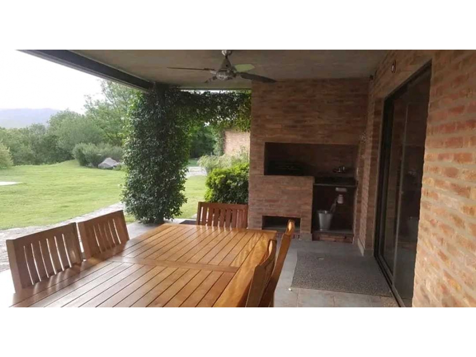 CASA EN VENTA CORRAL DE BARRANCAS - UNQUILLO - 4