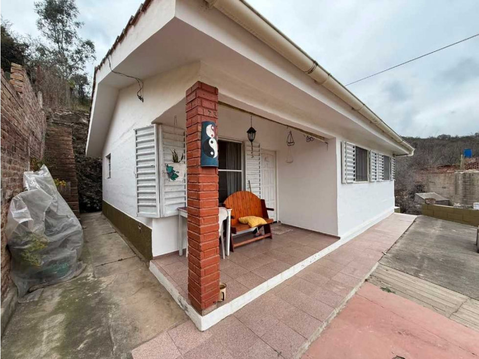 CASA EN VENTA COSTA AZUL NORTE, VILLA CARLOS PAZ
Excelente oportunid - 1