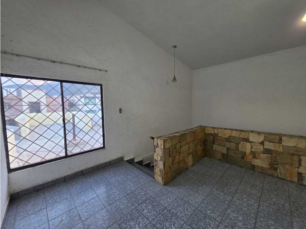 Casa en Venta cumbres 3 sector con 2 habitaciones en 1 planta - 2