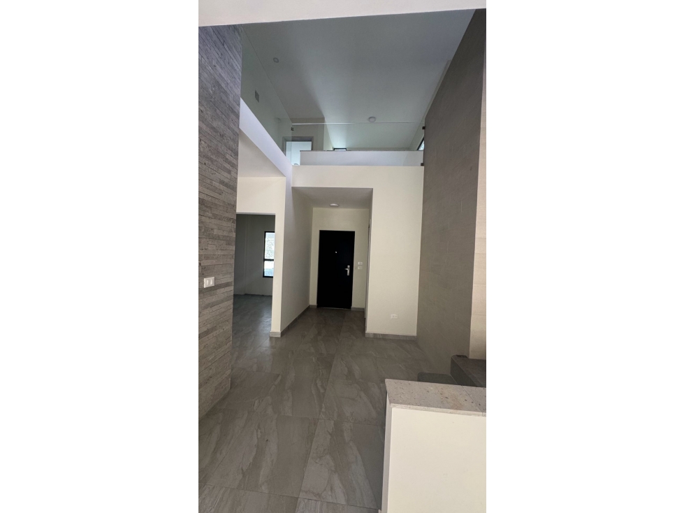 Casa en Venta cumbres Élite en esquina — foto 2
