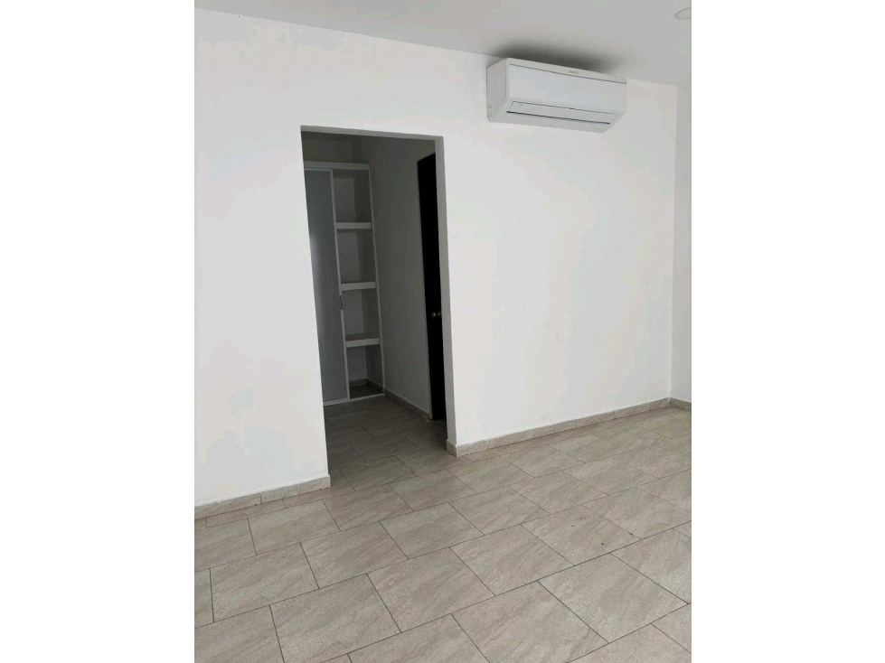 Casa EN VENTA de 332 M2 de dos pisos en PLANETA RICA - 2