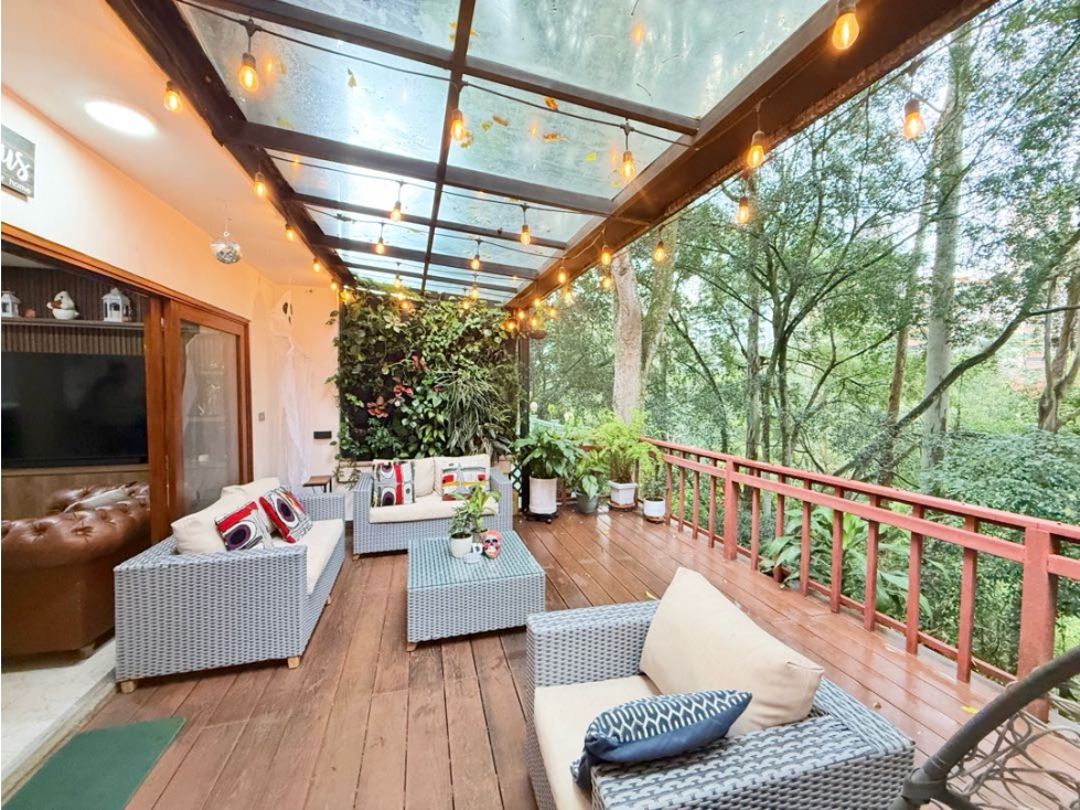 Casa en venta de 3 niveles en Envigado sector El Escobero — foto 2