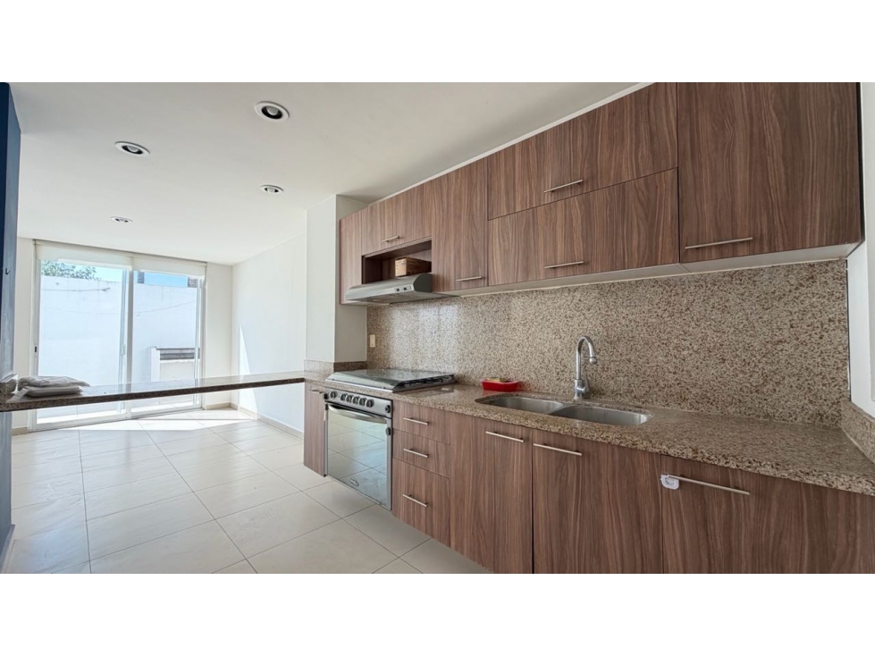 Casa en venta de 3 recámaras con baño c/u y en esquina! — foto 5