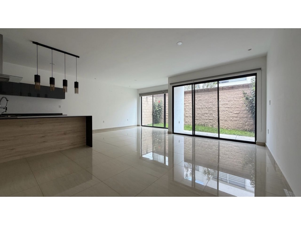 Casa en venta de 3 Recs y 234 mts de construcción en Lomas Angelopolis — foto 4