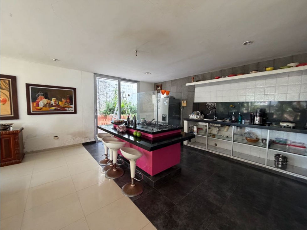 CASA EN VENTA DE 5 HABITACIONES EN CIUDAD JARDIN - 2
