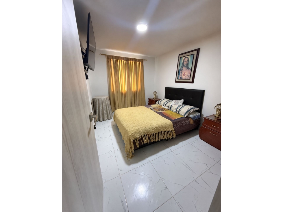 CASA EN VENTA DE DOS PISOS BARRIO HAMBURGO — foto 5