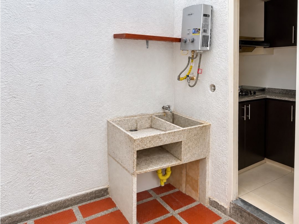 CASA EN VENTA DE DOS PISOS EN LA URBANIZACIÓN PUERTAS DE ALCALÁ - 4