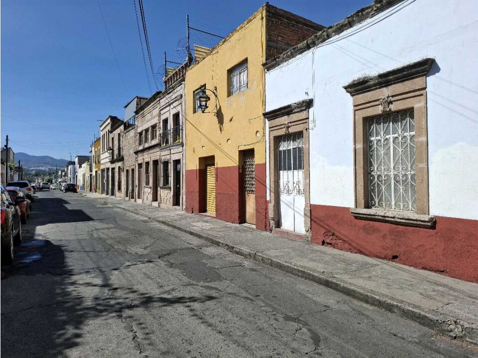 CASA EN VENTA DE OPORTUNIDAD EN EL CENTRO HISTORICO DE MORELIA — foto 3