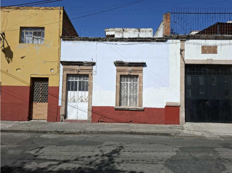 CASA EN VENTA DE OPORTUNIDAD EN EL CENTRO HISTORICO DE MORELIA — foto 5