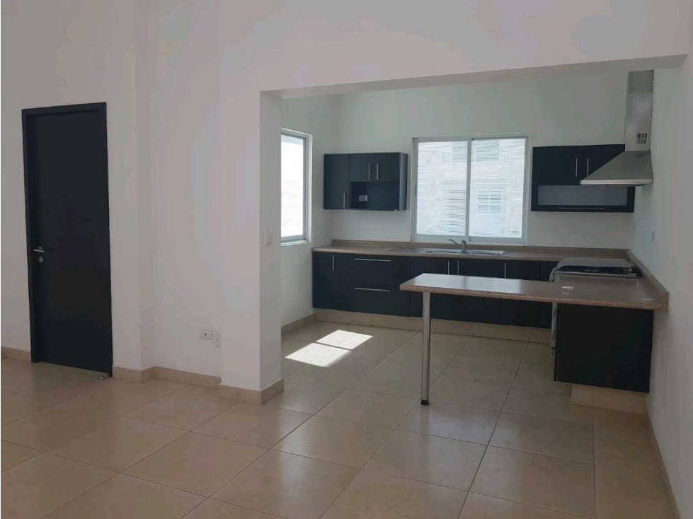CASA EN VENTA DE UN PISO EL DESEO LOMAS DE ANGELOPOLIS 2 — foto 2