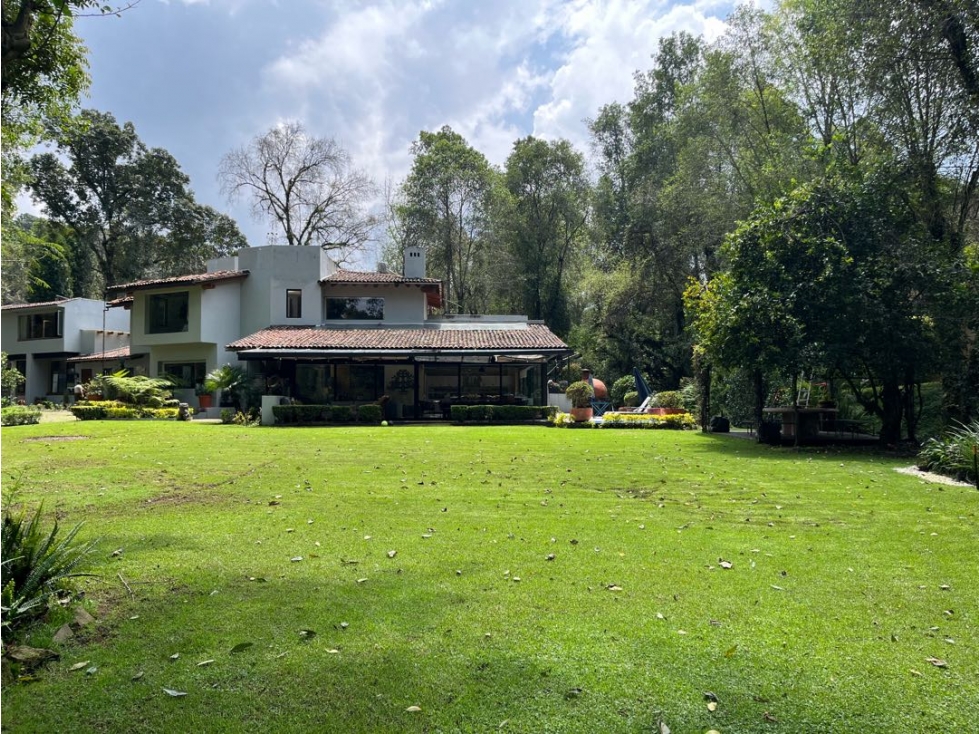Casa en venta dentro del club de golf Avándaro, frente al hoyo #6 — foto 2