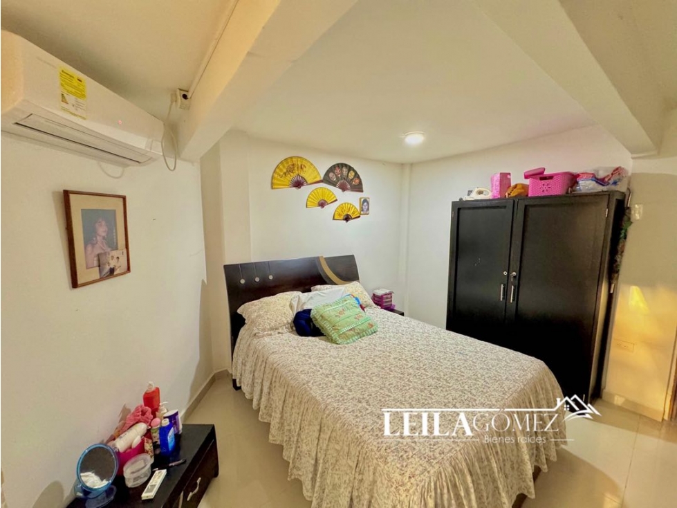Casa En Venta Dividida en DOS APARTAMENTOS, Barrio Los Caracoles ctg — foto 4