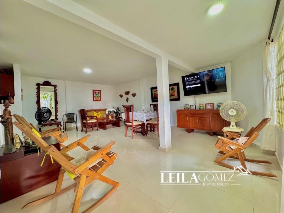 Casa En Venta Dividida en DOS APARTAMENTOS, Barrio Los Caracoles ctg — foto 6