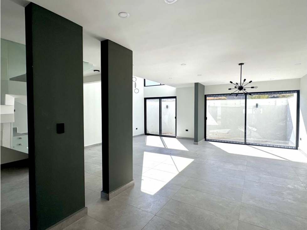 Casa en venta doble altura en Solana Residencial en Cumbres Garcia — foto 4