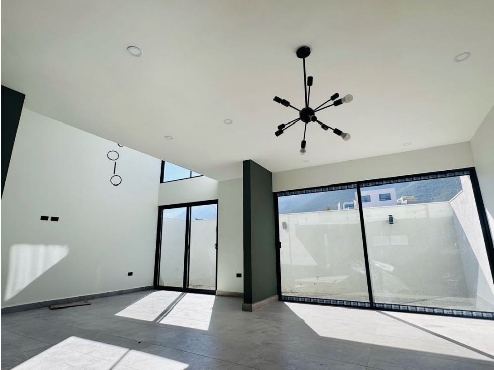 Casa en venta doble altura en Solana Residencial en Cumbres Garcia — foto 5