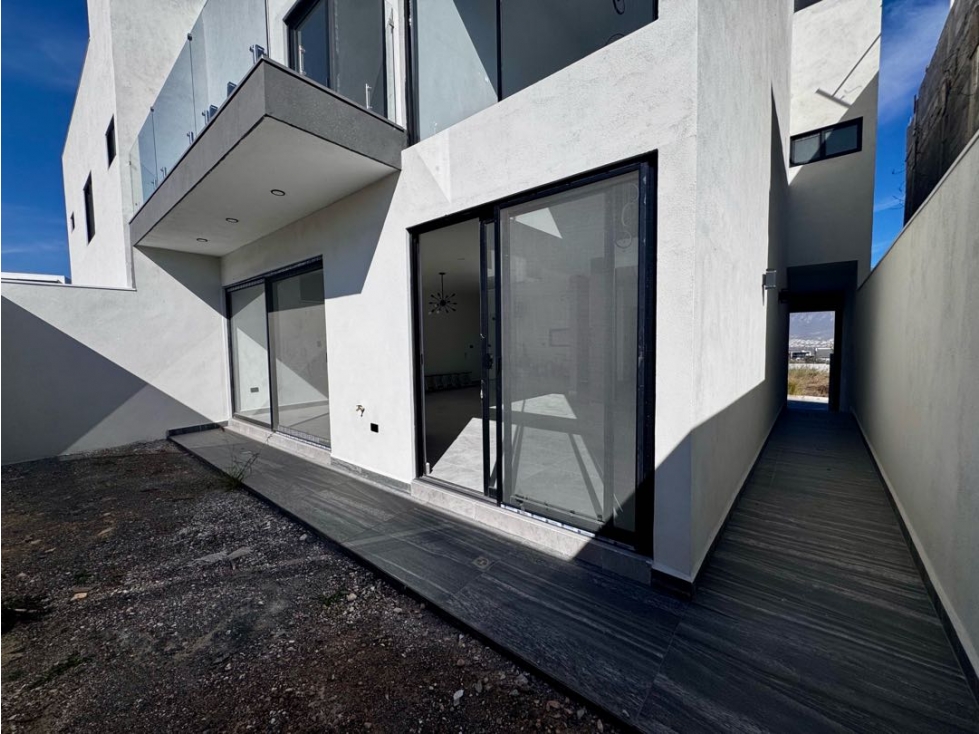 Casa en venta doble altura en Solana Residencial en Cumbres Garcia — foto 6