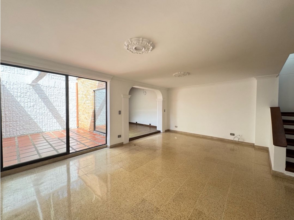 Casa en venta dos niveles Envigado sector transversal intermedia — foto 6