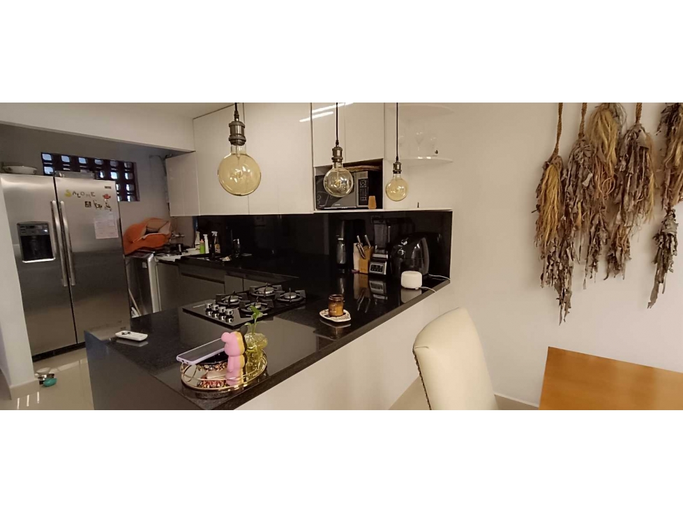 CASA EN VENTA DOS NIVELES- MÁS MANZARDA CAMINO VERDE ENVIGADO ANTIOQUI — foto 2