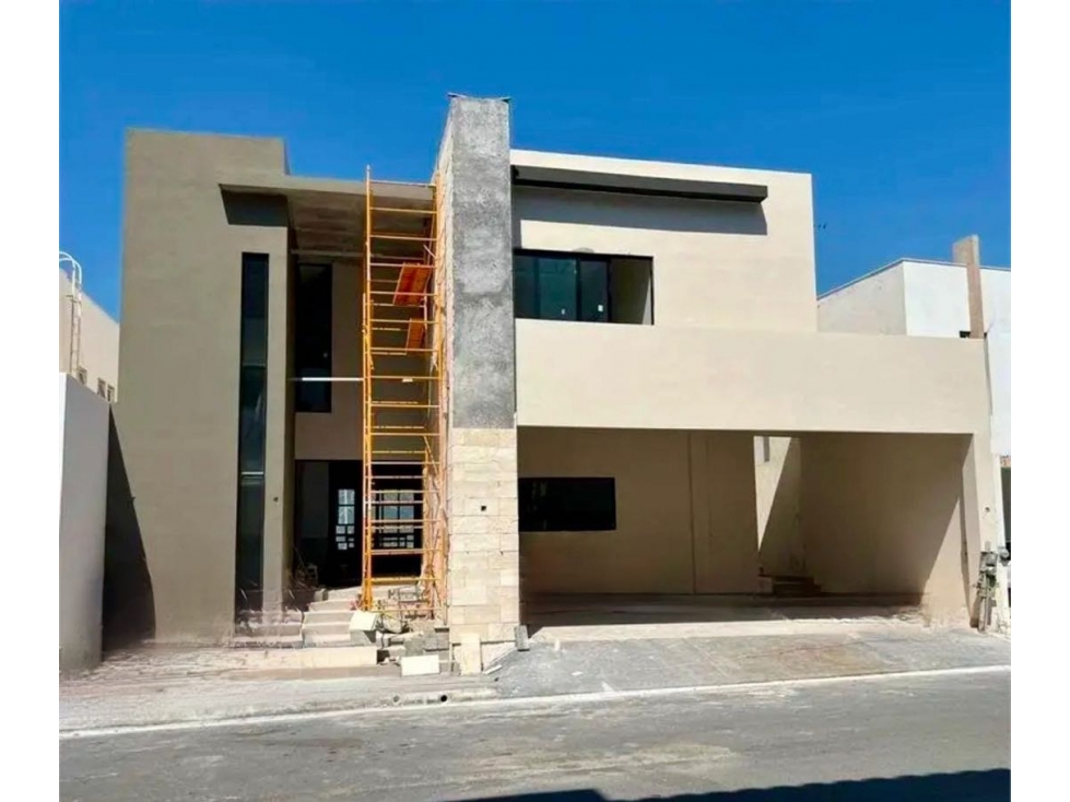 Casa en Venta en Almena Valle Poniente Santa Catarina - 1