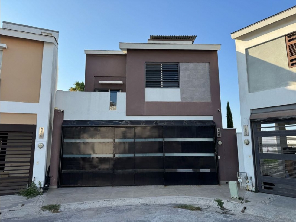 CASA EN VENTA EN ALMERÍA RESIDENCIAL CON.EXCEDENTE Y NIVELES EQUIPADA - 2