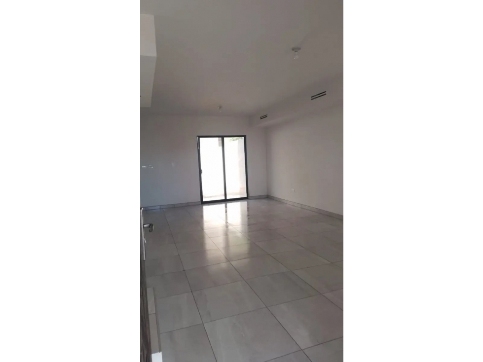 Casa en Venta en Altaria Residencial, Mexicali, Baja California - 3