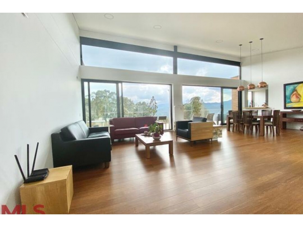 Casa en venta en Alto de las Palmas, Envigado — foto 2