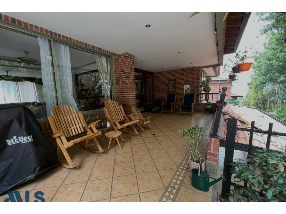 Casa en venta en Altos del Poblado, Medellín — foto 3