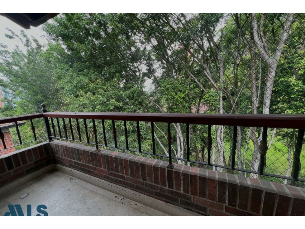 Casa en venta en Altos del Poblado, Medellín — foto 4