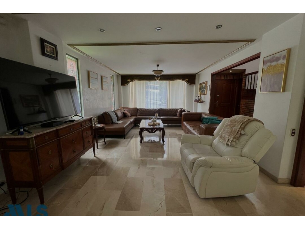 Casa en venta en Altos del Poblado, Medellín — foto 6