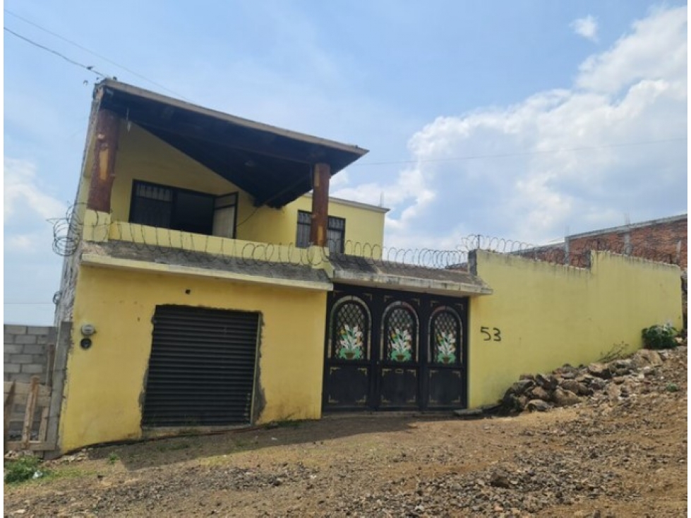 Casa en Venta en Ampliación Dos de Diciembre, Morelia | 313m² Terreno - 2