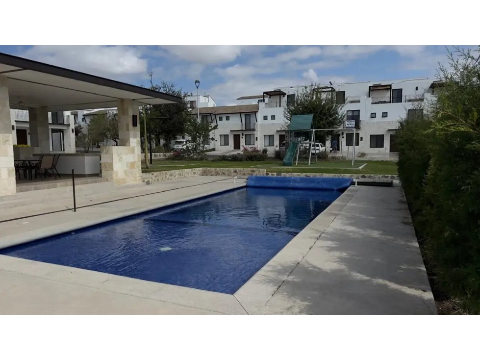 Casa en Venta en Ampliación El Refugio, Querétaro, Querétaro — foto 2