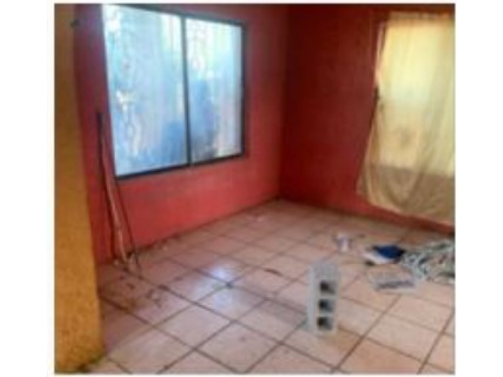 Casa en Venta en América El Caporal, Nuevo Laredo - Gran Terreno - 2
